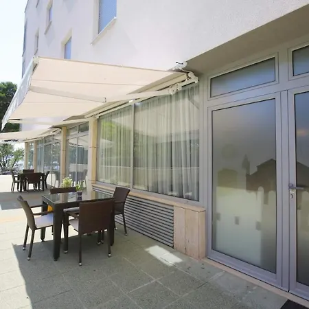 Apartment Luce *