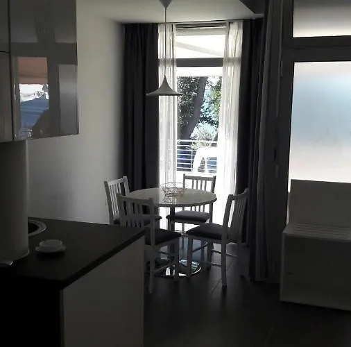 Luce شقة زادار